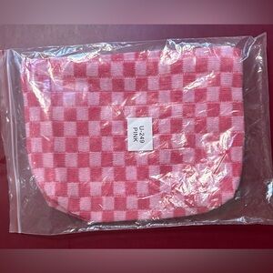 Pink Checkered Pouch,Knit 🧶